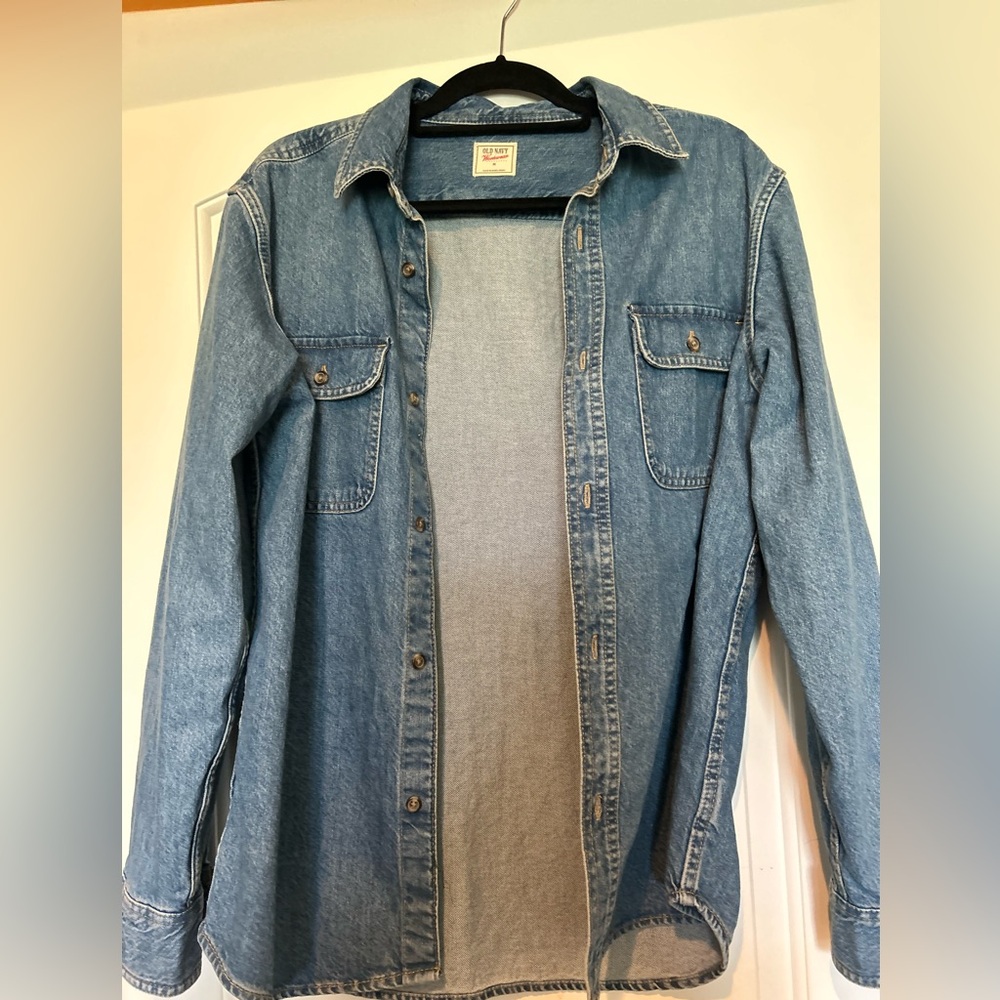 Unisex Old Navy Denim shirt NWOT